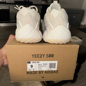 Yeezy 500 bone (2023)